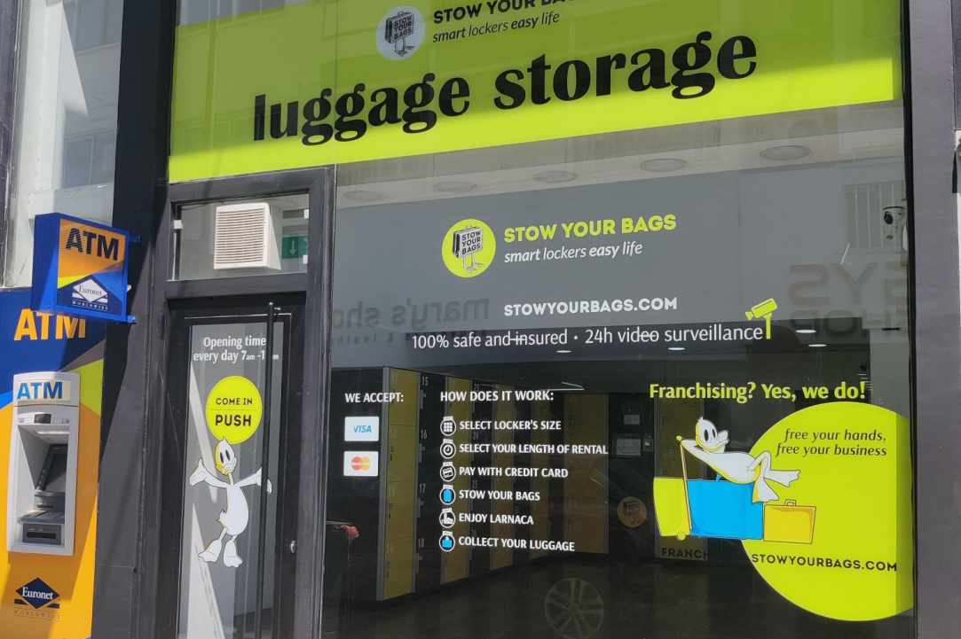 Stow Your Bags