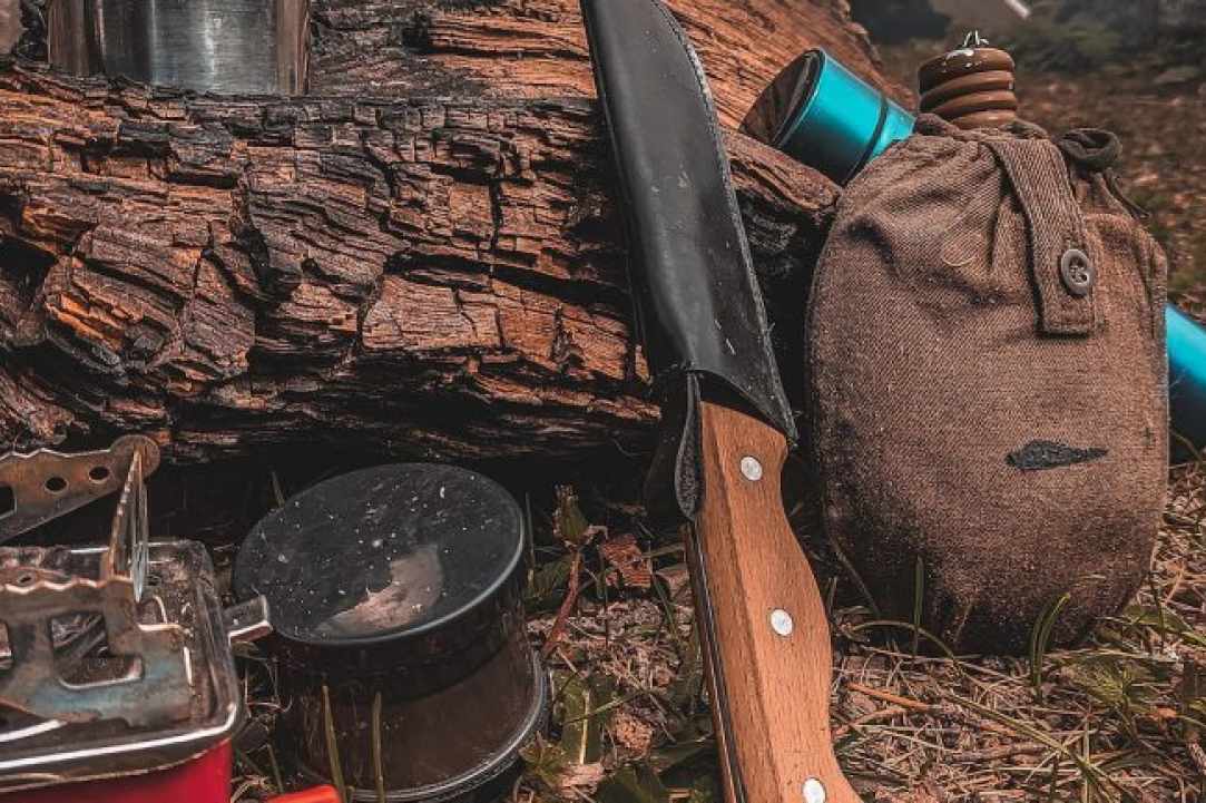 SurviveTheKnife gallery image 2