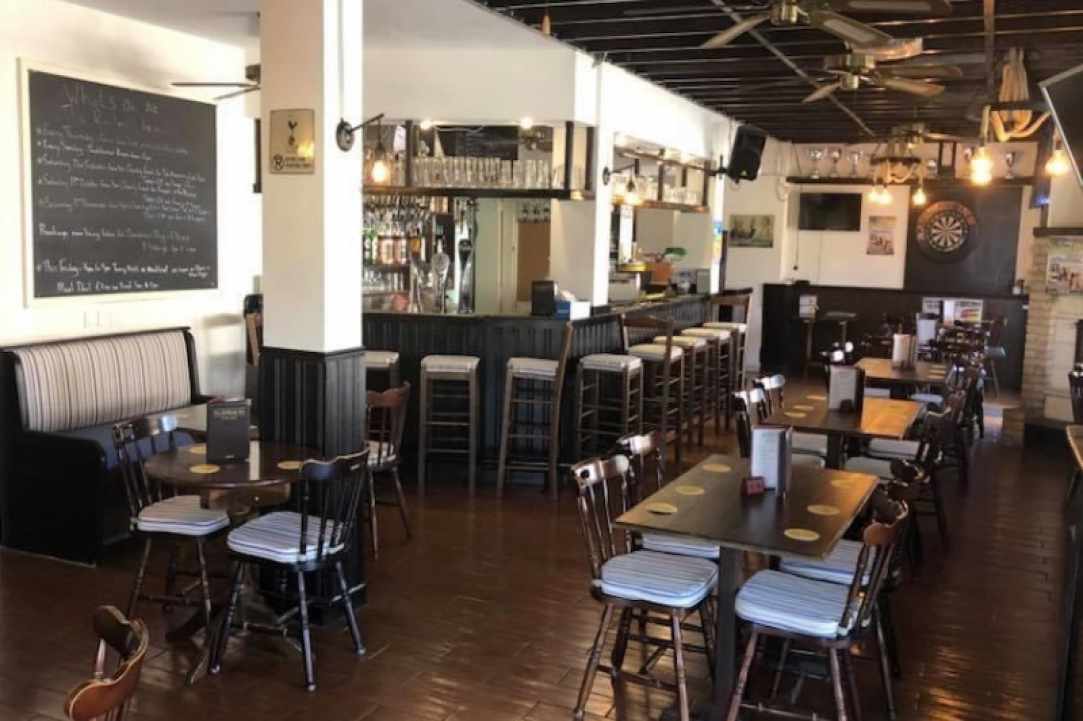 The Railway Inn, Chloraka gallery image 3