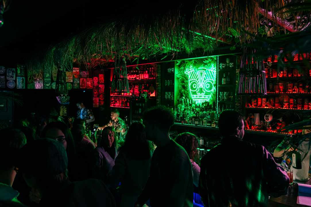 Tiki Tiki Bar gallery image 2