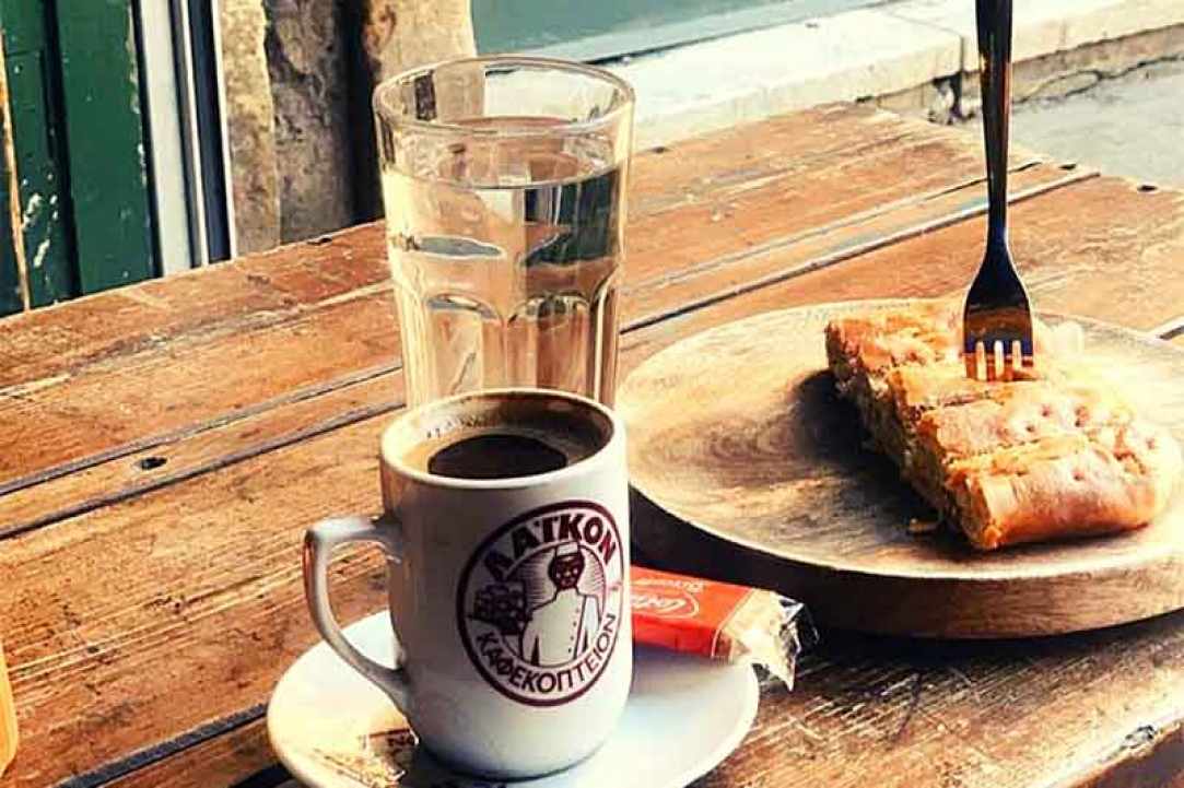 Χαλαρά Καφενείο gallery image 2