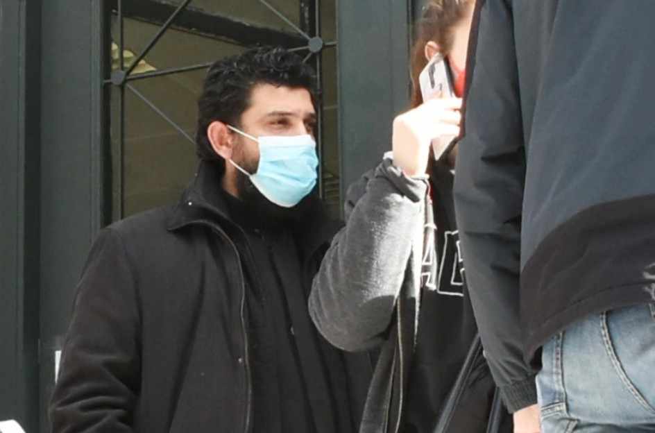 Συγκλονιστική η κατάθεση της 17χρονης που κατήγγειλε τον βιασμό της από τον ιερέα.