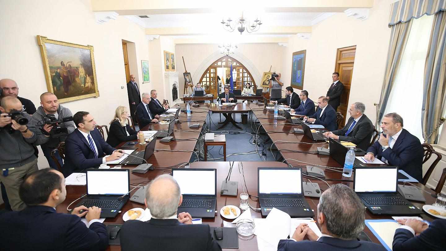Κλειδώνουν οι επόμενες χαλαρώσεις