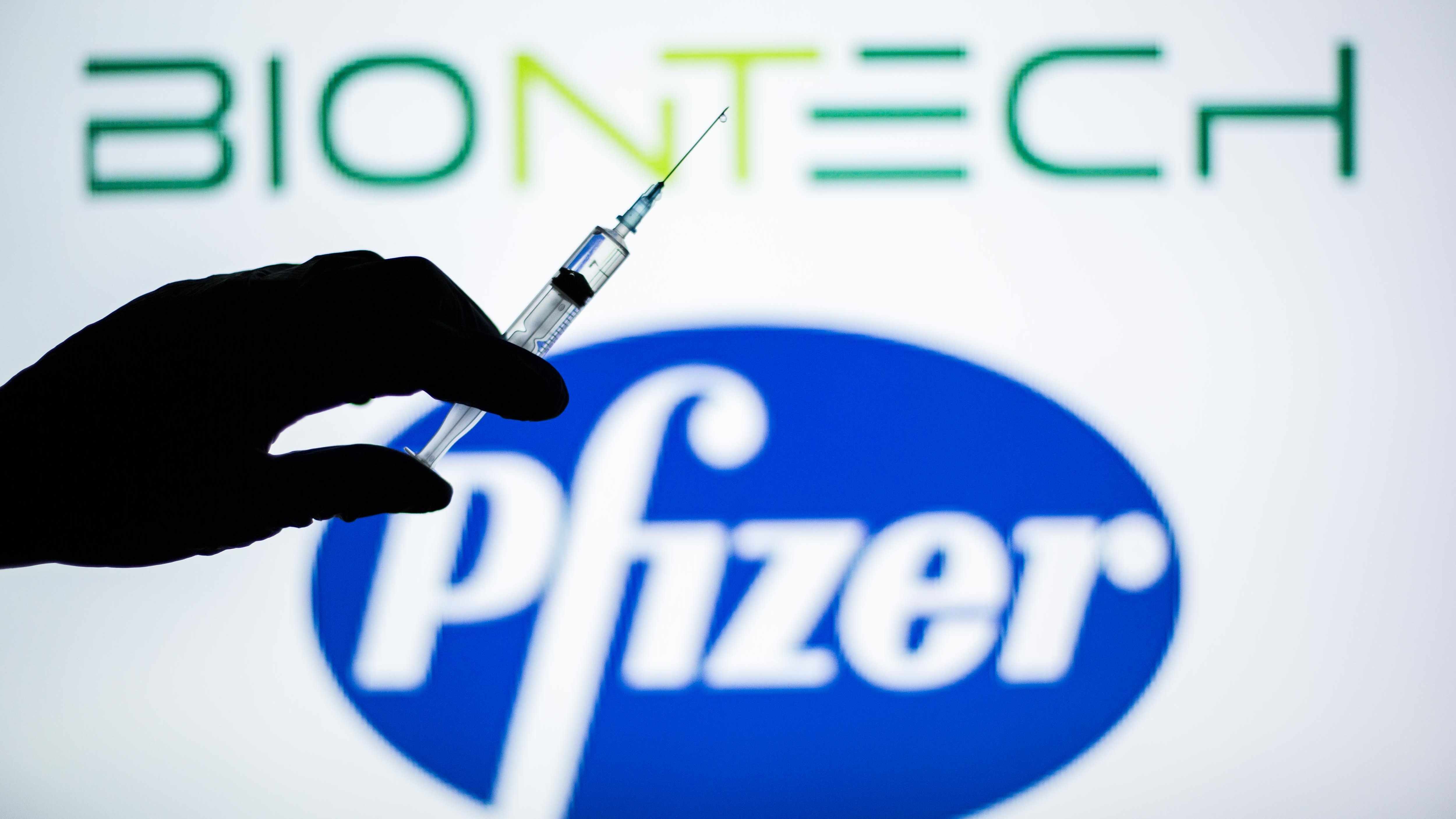 Χάπι για τον κορωνοϊό δοκιμάζει η Pfizer
