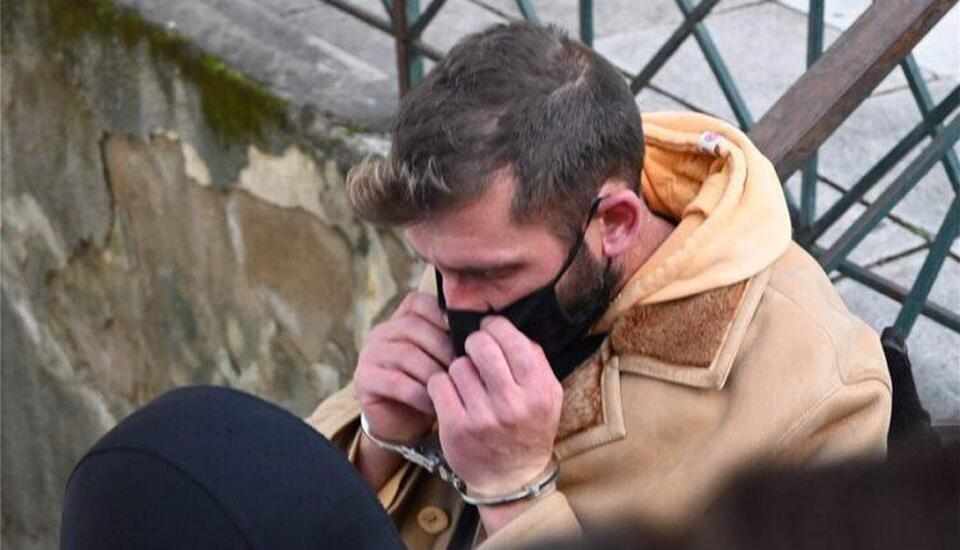 Αμετανόητος ο προπονητής βιαστής της 11χρονης