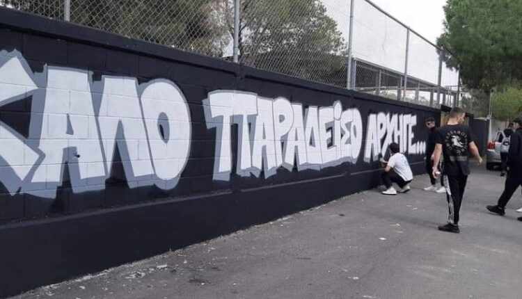 Ραγίζει καρδιές το αντίο Λανιτείου στον διευθυντή του