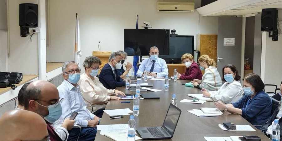 Επικίνδυνη η ανεξέλεγκτη εξουσία Υπουργικού και Υπ.Υγείας για έκδοση διαταγμάτων