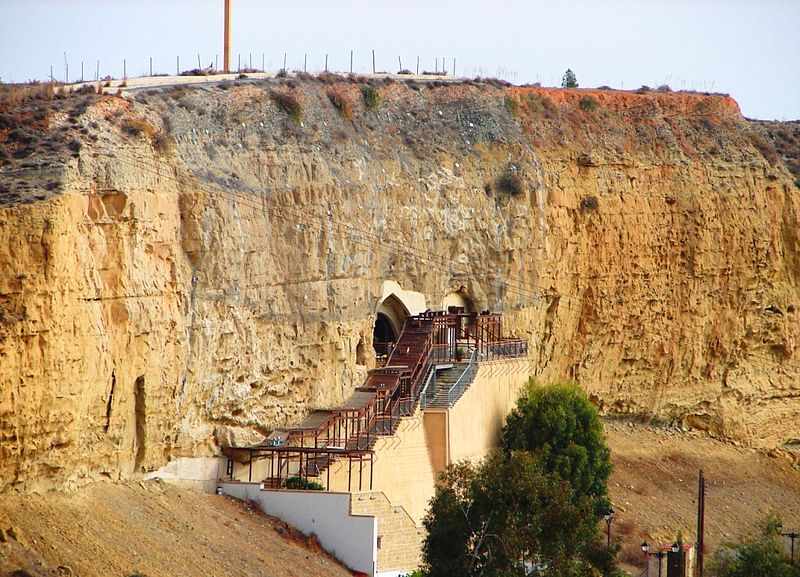 Το Σπήλαιο της "Παναγίας Χρυσοσπηλιώτισσας" στην Κάτω Δευτερά