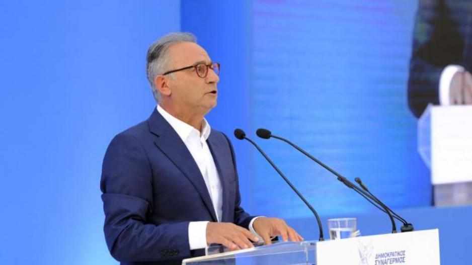 Αυτό είναι το «εργαλείο» του Αβέρωφ για τη φορολογία