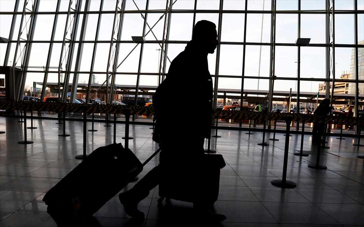 3 μήνες ζούσε στο αεροδρόμιο