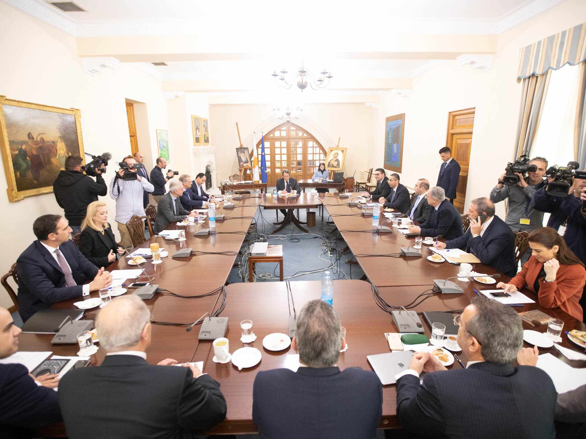 Στο Προεδρικό η Επιστημονική Ομάδα για COVID, όλα τα σενάρια στο τραπέζι