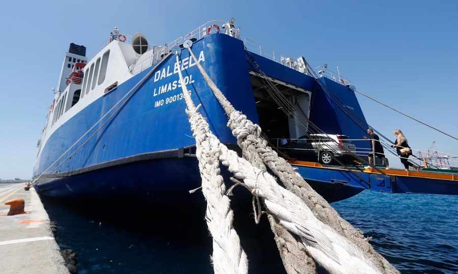 Ακινητοποιημένο το πλοίο ακτοπλοϊκής Κύπρου – Ελλάδας: Σχοινί πιάστηκε στην προπέλα
