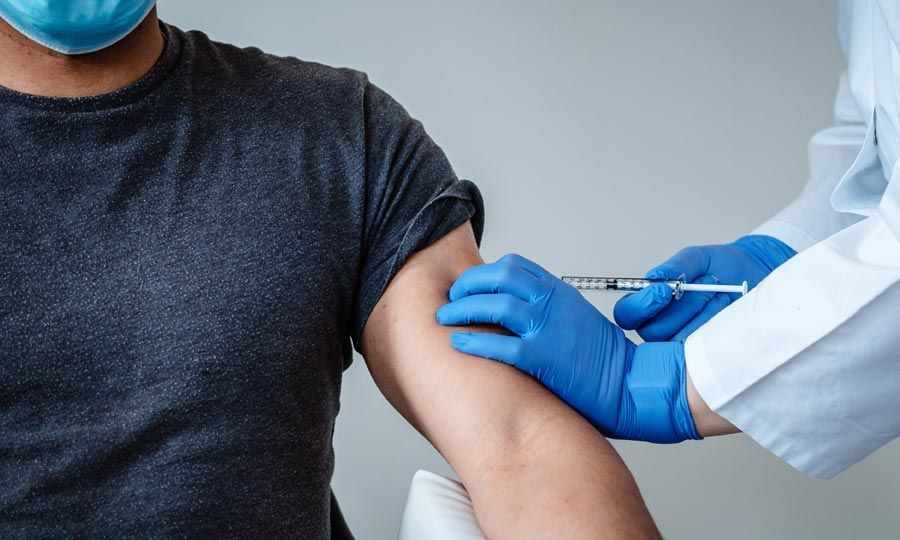Χρήστος Κυπρή ο πρώτος γιατρός που θα εμβολιαστεί στο ΓΝ Αμμοχώστου
