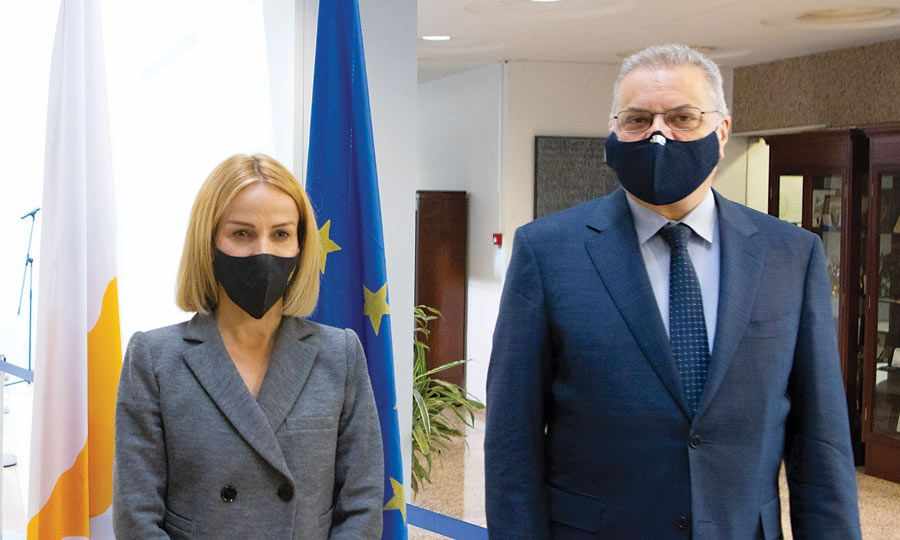 Προεδρική ασπίδα προστασίας στη Γιολίτη