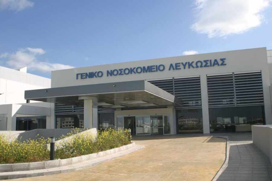 Δώρισε τον ένα της νεφρό στον σύζυγό της