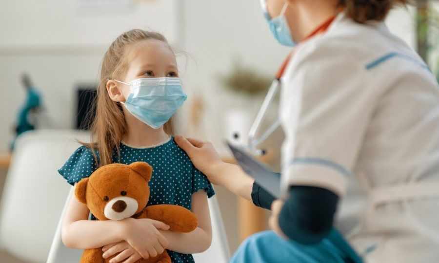 Πώς εξηγείται η έξαρση των ιώσεων στα παιδιά