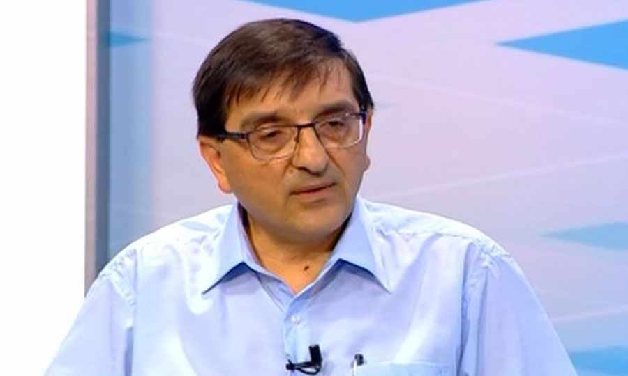 Χειροπέδες και στον γιατρό Ελπιδοφόρο Σωτηριάδη