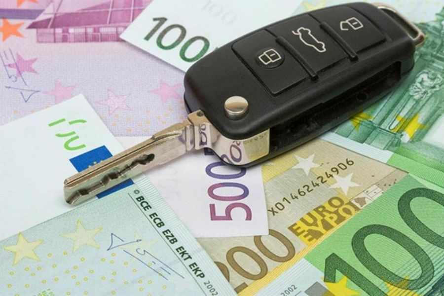 Μείωση των τελών κυκλοφορίας κατά 50%