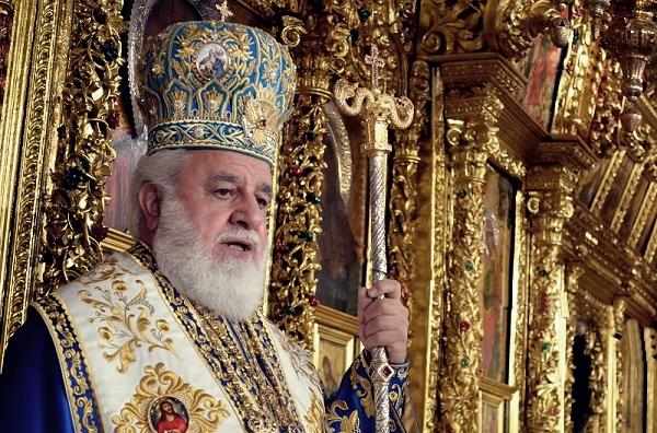 Η Ένωση Συντακτών καλεί τον Μητροπολίτη Κύκκου να απολογηθεί