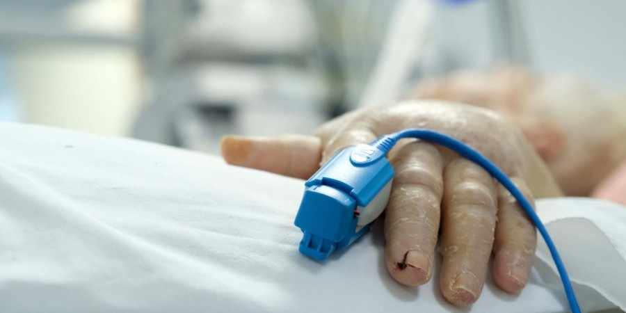 «Ασθενής ζήτησε νερό και του έδωσαν τέσσερις ώρες μετά»