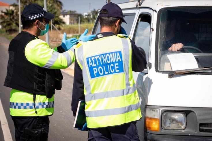Υποστατικά που εξυπηρετούσαν πελάτες σε κλειστό χώρο