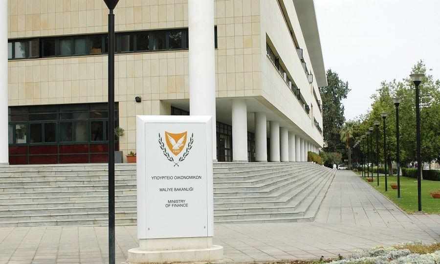 Δεν αξιοποιεί την κρατική γη η Κυβέρνηση και θέλει να αγοράσει δύο κτίρια για €33 εκατ.