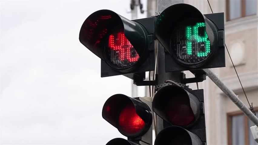 Την Δευτέρα θα μπουν σε λειτουργία τα έξυπνα φώτα