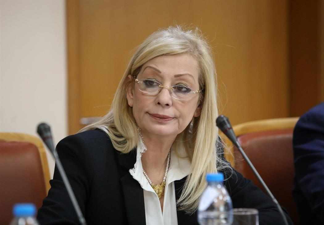 Πόλεμος Ζέτας και Υπεραγορών για Μ.Σάββατο