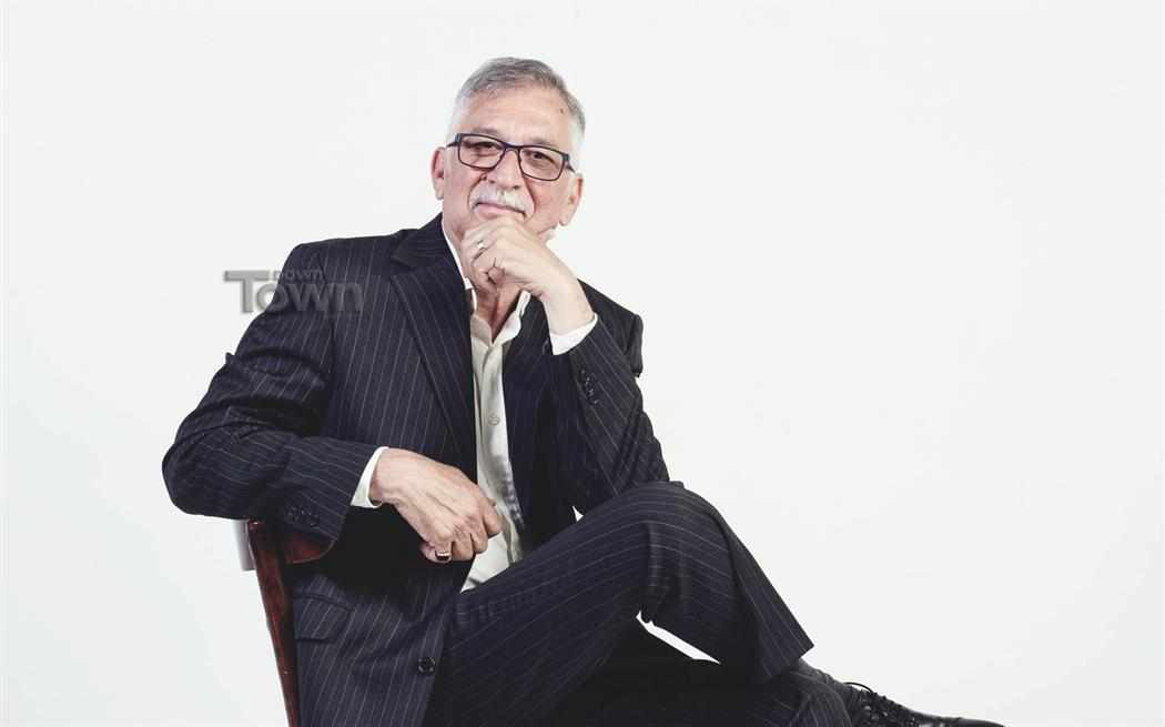 Καραγιάννης: “Το φιλί σε τρίτο πρόσωπο δεν είναι… απιστία