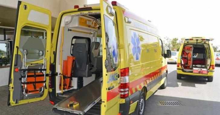 Oδηγός έχασε τον έλεγχο του οχήματος και ανατράπηκε σε παρακείμενο χωράφι