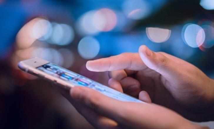 Προεκλογική μέσω τηλεφώνου και social media λόγω μέτρων