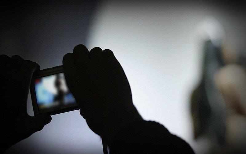 Ανέβασε βίντεο σεξουαλικής κακοποίησης παιδιών στο διαδίκτυο