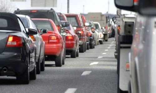 Κυριακές χωρίς αυτοκίνητο στις πόλεις; Μέτρα στο τραπέζι