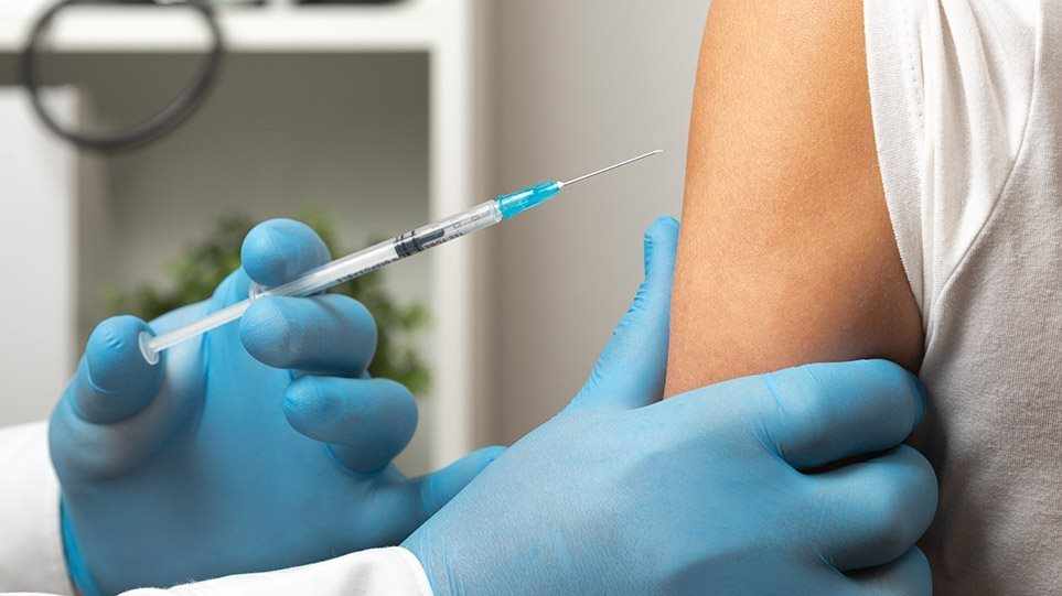 Πόσοι προγραμμάτισαν ξανά εμβολιασμό με AstraZeneca