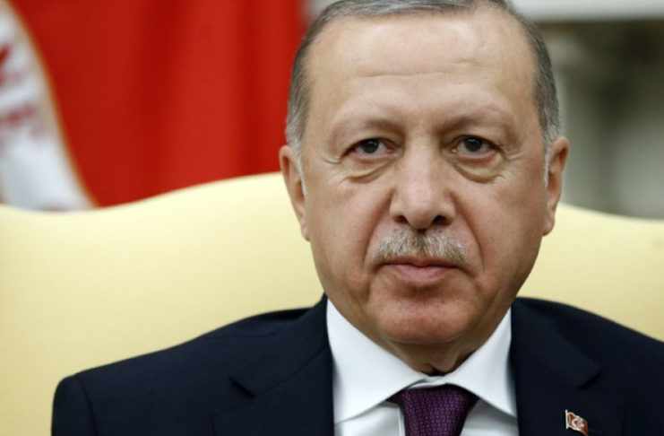 ο Ερντογάν «κέρδισε» 75 εκατ. λίρες από το πρωτοχρονιάτικο λαχείο επειδή η κλήρωση δεν ανέδειξε τυχερό...