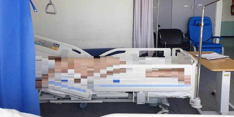 Άφησαν ηλικιωμένη ασθενή γυμνή πάνω σε κρεβάτι