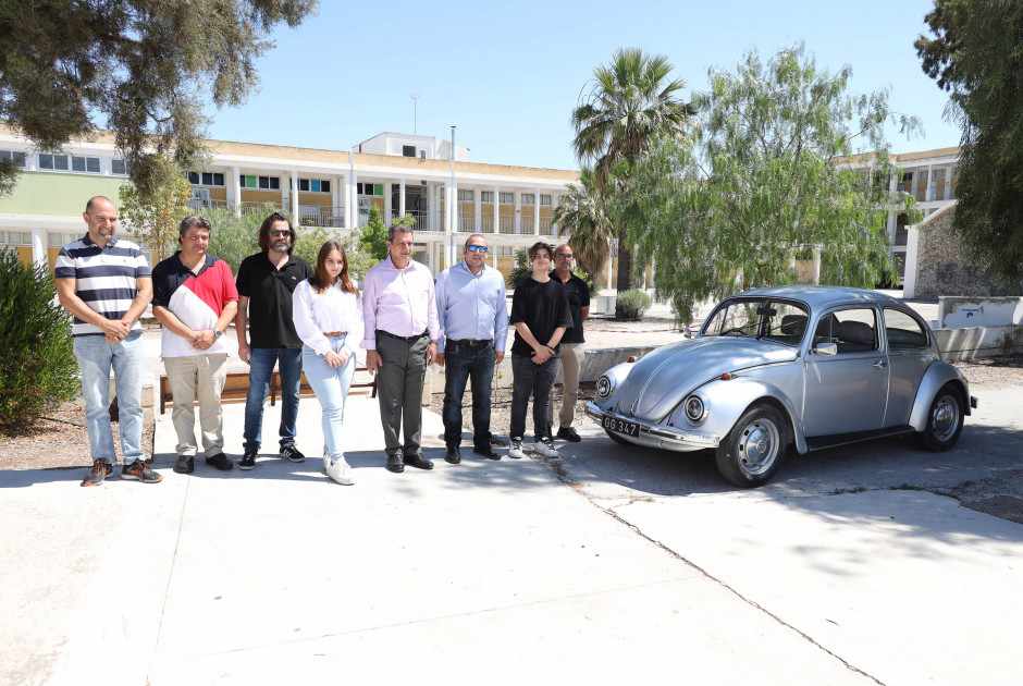 Σε ηλεκτρικό μετέτρεψαν ένα beetle του 1971 οι μαθητές της Α τεχνικής σχολής Εκπαίδευσης και κατάρτισης Λευκωσίας