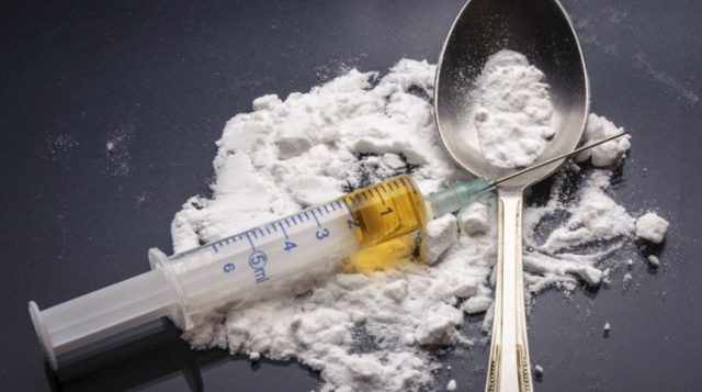 Τσάκωσαν νεαρούς αλλοδαπούς με ηρωίνη