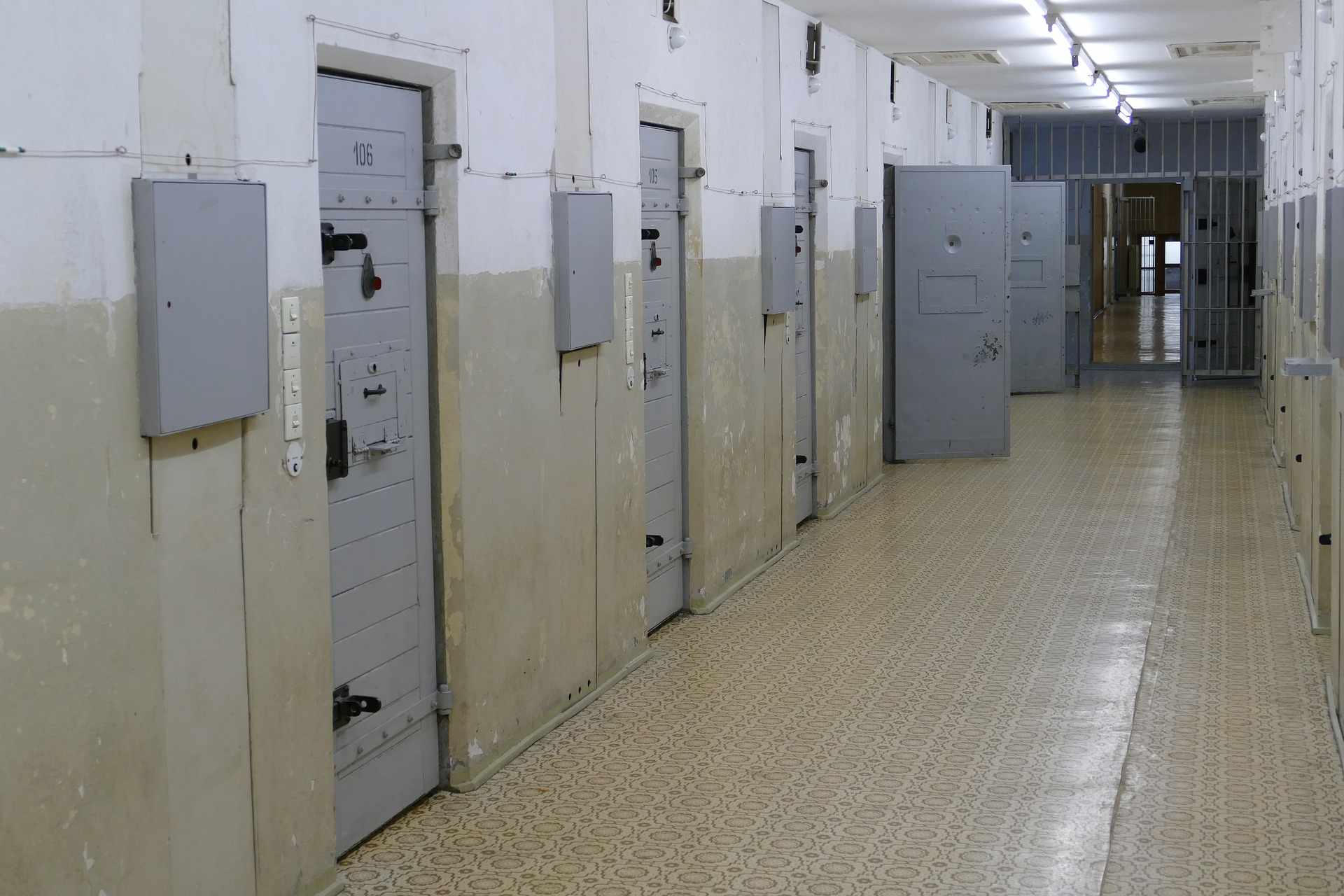 Έρχονταν στην Κύπρο, έμεναν έγκυες και έναντι αμοιβής έβρισκαν πατέρες