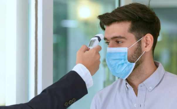 Νέο κύμα μετάλλαξης Δέλτα μέσα στο καλοκαίρι