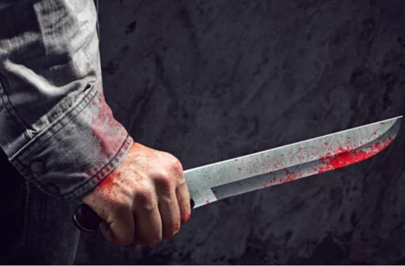 Μαχαίρωσαν στο κεφάλι 24χρονο έξω από το Νοσοκομείο