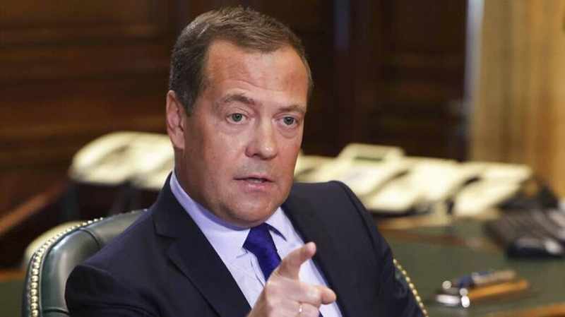 Η Ρωσία έχει δικαίωμα να ρίξει πυρηνικά στην Ουκρανία. Δεν είναι μπλόφα