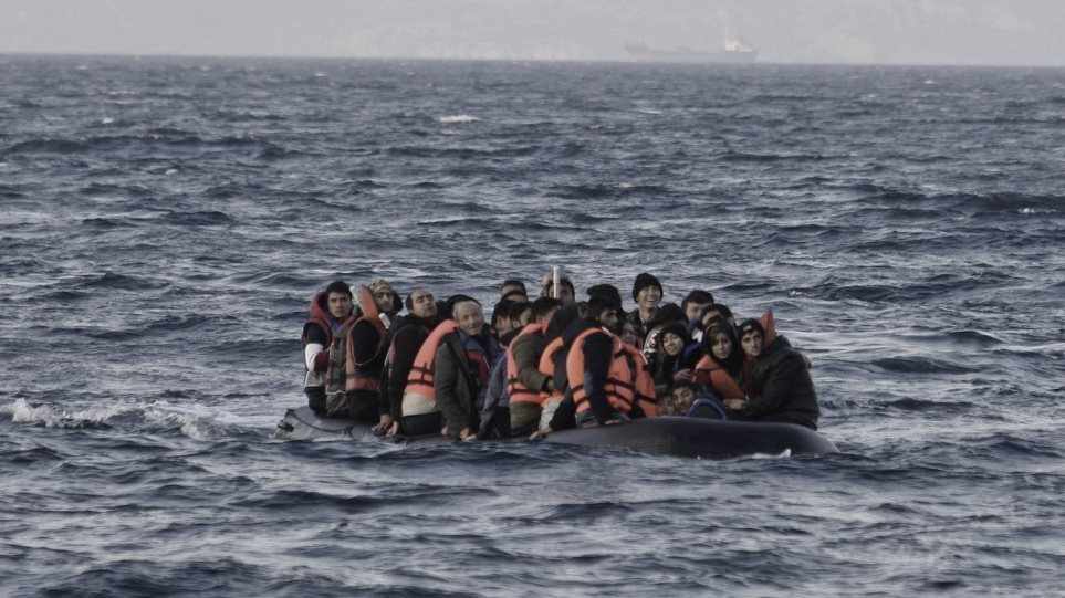 Θύελλα αντιδράσεων για τη διαθεσιμότητα 12 αστυνομικών