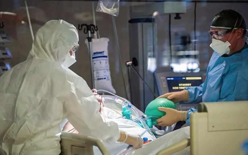 Πόσοι εμβολιασμένοι και πόσοι ανεμβολίαστοι νοσηλεύονται (ΠΙΝΑΚΑΣ)