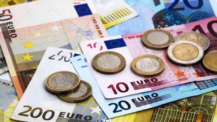 Με €113 στο πορτοφόλι ξεκινά τη μέρα του ο μέσος Κύπριος