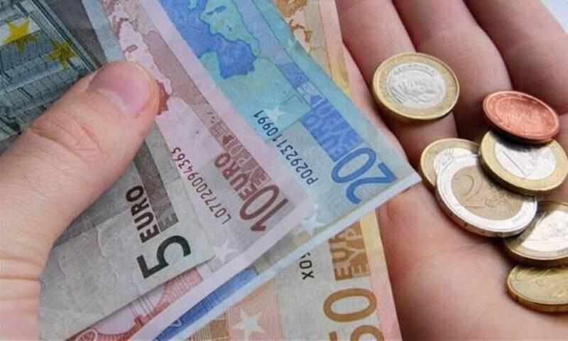 Πάνε για παναπεργία οι συντεχνίες αν δεν τα βρουν για ΑΤΑ