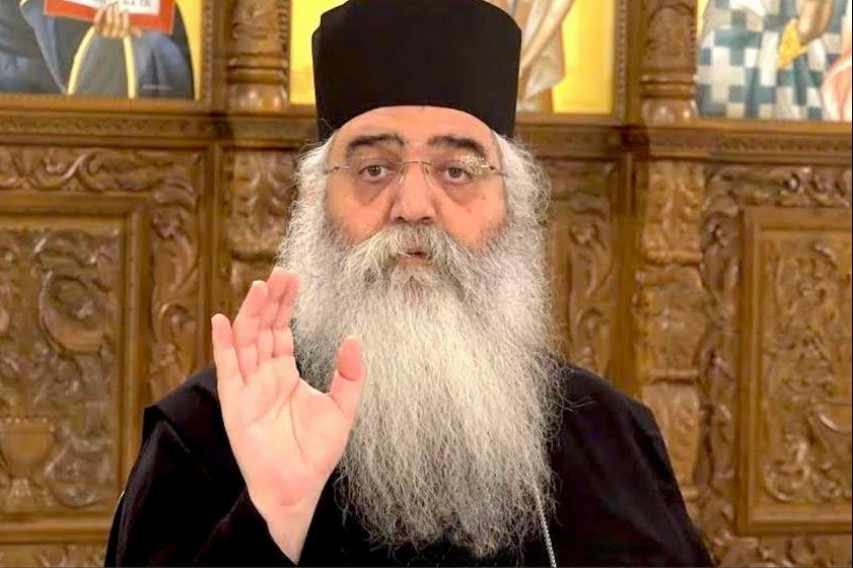 Ολόκληρο το χωριό φίλησε το χέρι  του Μόρφου