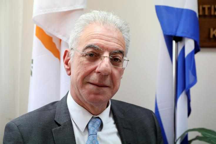 Με μάσκα οι τελειόφοιτοι λυκείου