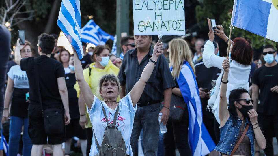 Φιλάω τη γυναίκα μου, αλλά δεν κολλάω! Τι να κάνω;