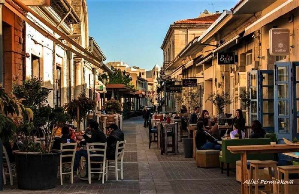 Το πλάνο του unlock σε τρεις φάσεις